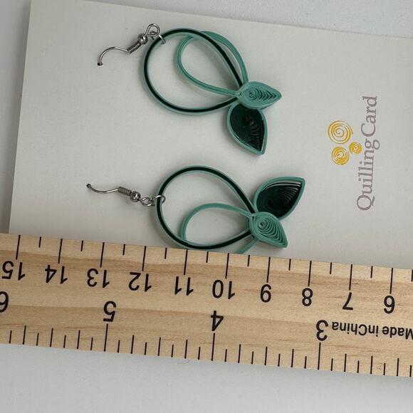 Quilled Dangle Leaf Earrings Green Paper Quilling Boho Peasant Cottage - Picture 3 of 5